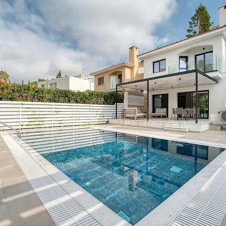 River Pearl Villa *