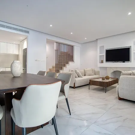 River Pearl Villa *